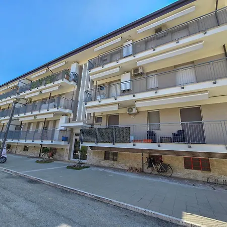 Delizioso Trilocale Lodi A Due Passi Dal Mare Апартаменты Сан-Бенедетто-дель-Тронто